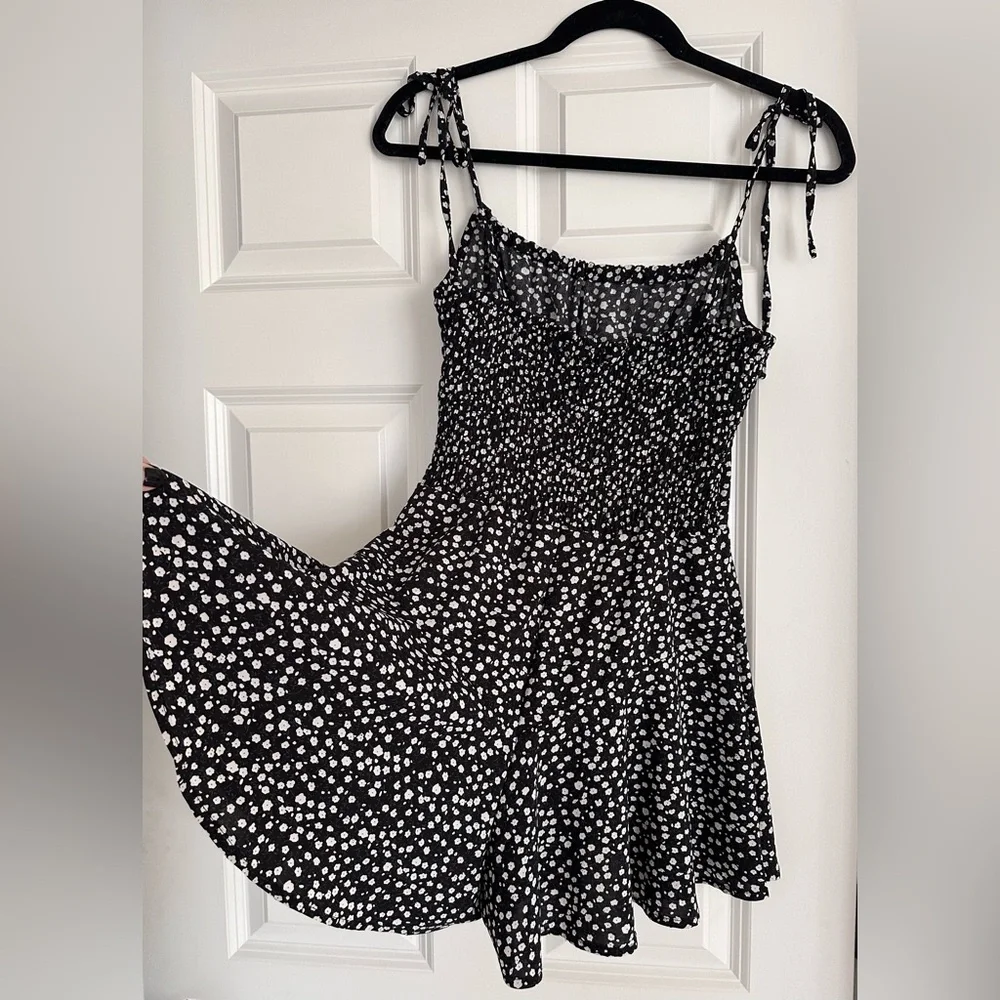 Black & White Floral Romper - Size Small - Picture 9 of 11